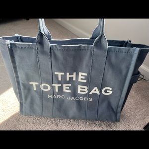 Marc Jacobs Women's Traveler Tote